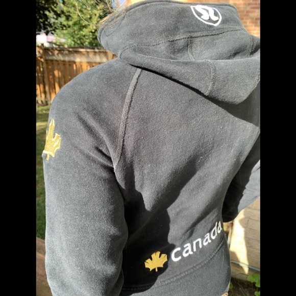 ๐ฆ RARE ๐ฆ Lululemon Canada Remix Cheer Gear. - Picture 6 of 10